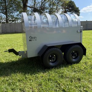 Kids Cattle trailer for pedal tractors | Horse box for pedal tractors